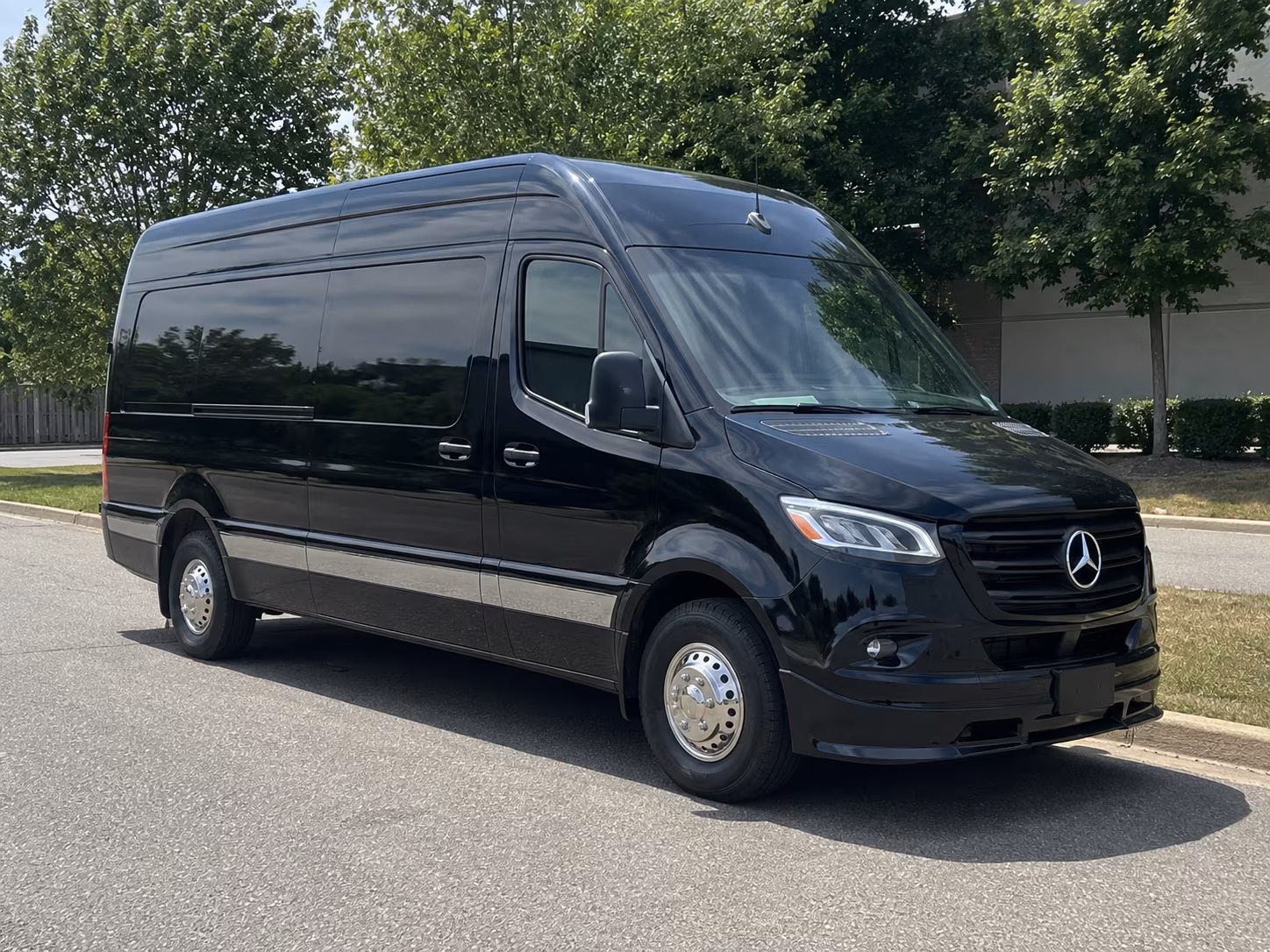 reserve transportation for your next prom 1